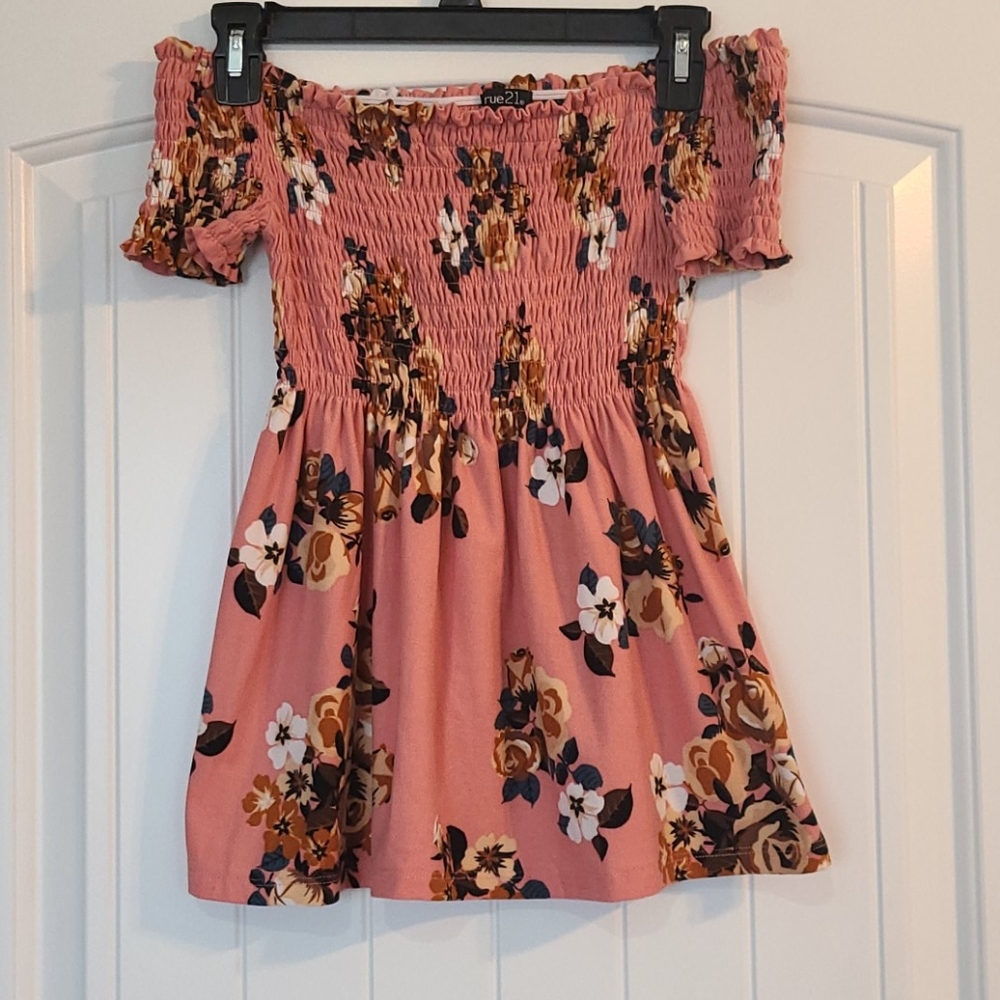 Rue21 JUNIORS shirt